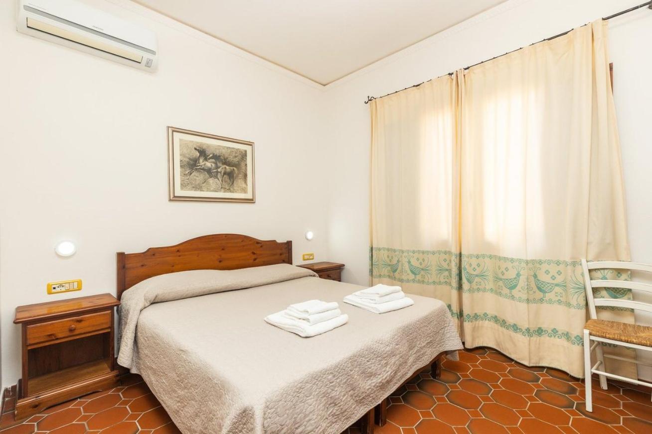 Hotel L'Ulivo Girasole Buitenkant foto